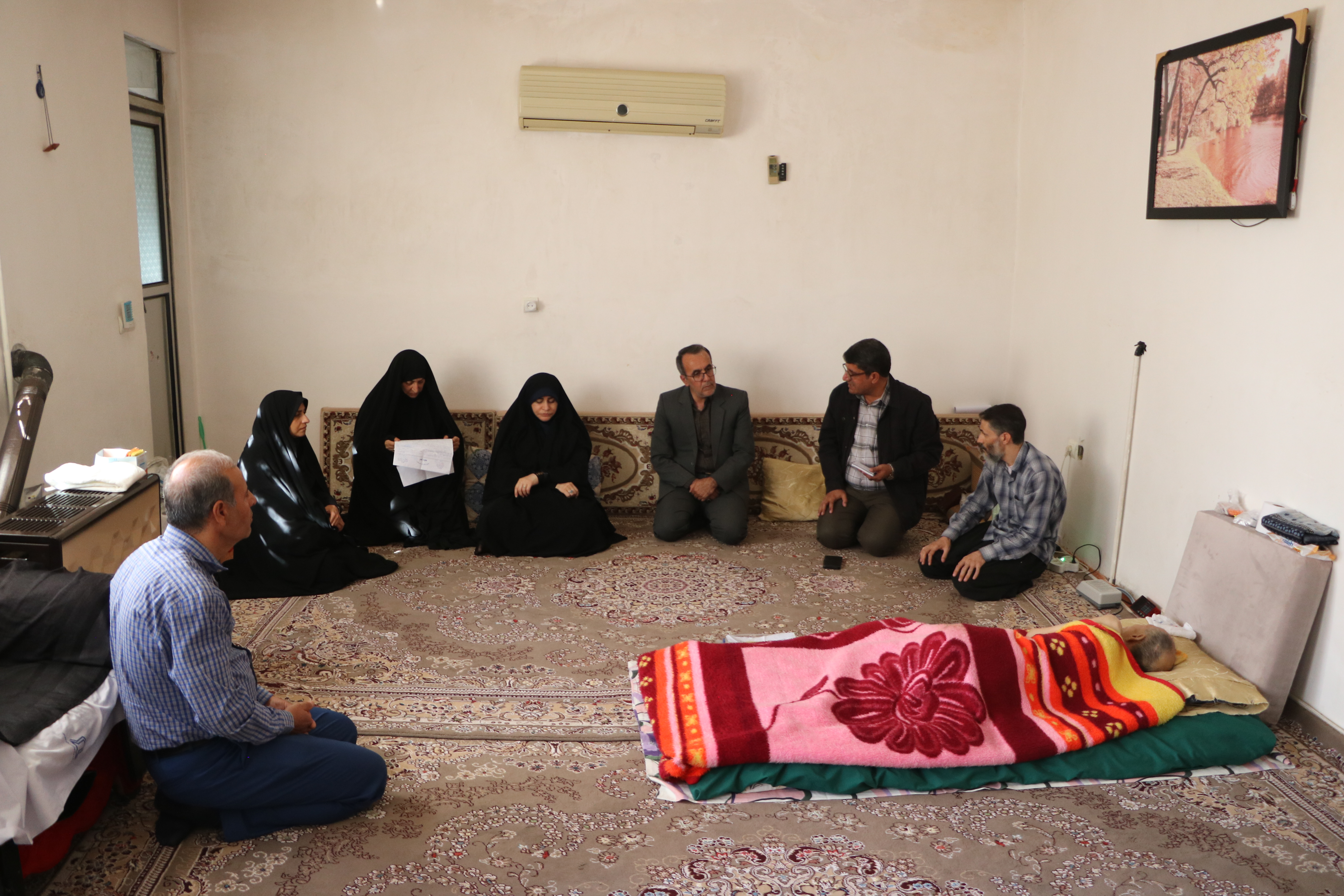 گزارش تصویری - حضور مشاور  کمیته امداد کشور  در منازل تعدادی از مددجویان شهرستان ایلام