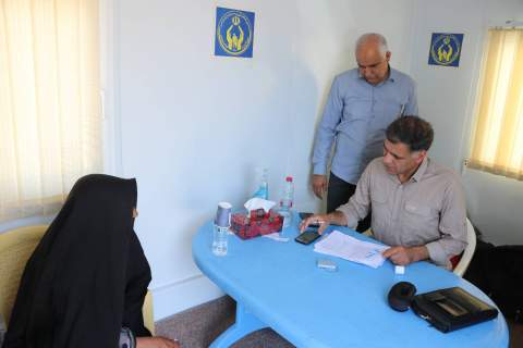 پایگاه کمک های ابن سبیل کمیته امداد ایلام به زائران در راه مانده در پایانه برکت مرز مهران