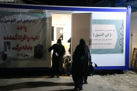 خدمات ابن سبیل کمیته امداد ایلام به زائران در راه مانده در مرز مهران