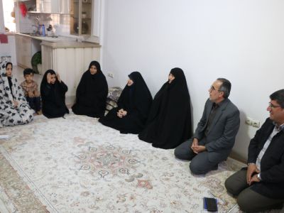 حضور مشاور  کمیته امداد کشور  در منازل تعدادی از مددجویان شهرستان ایلام